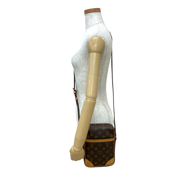 Shoulder bag Louis Vuitton Danube