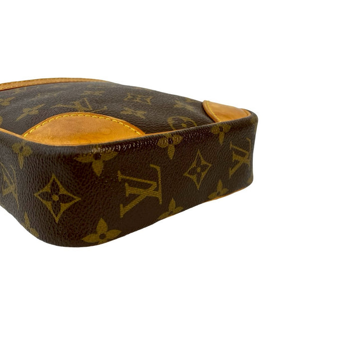 Shoulder bag Louis Vuitton Danube