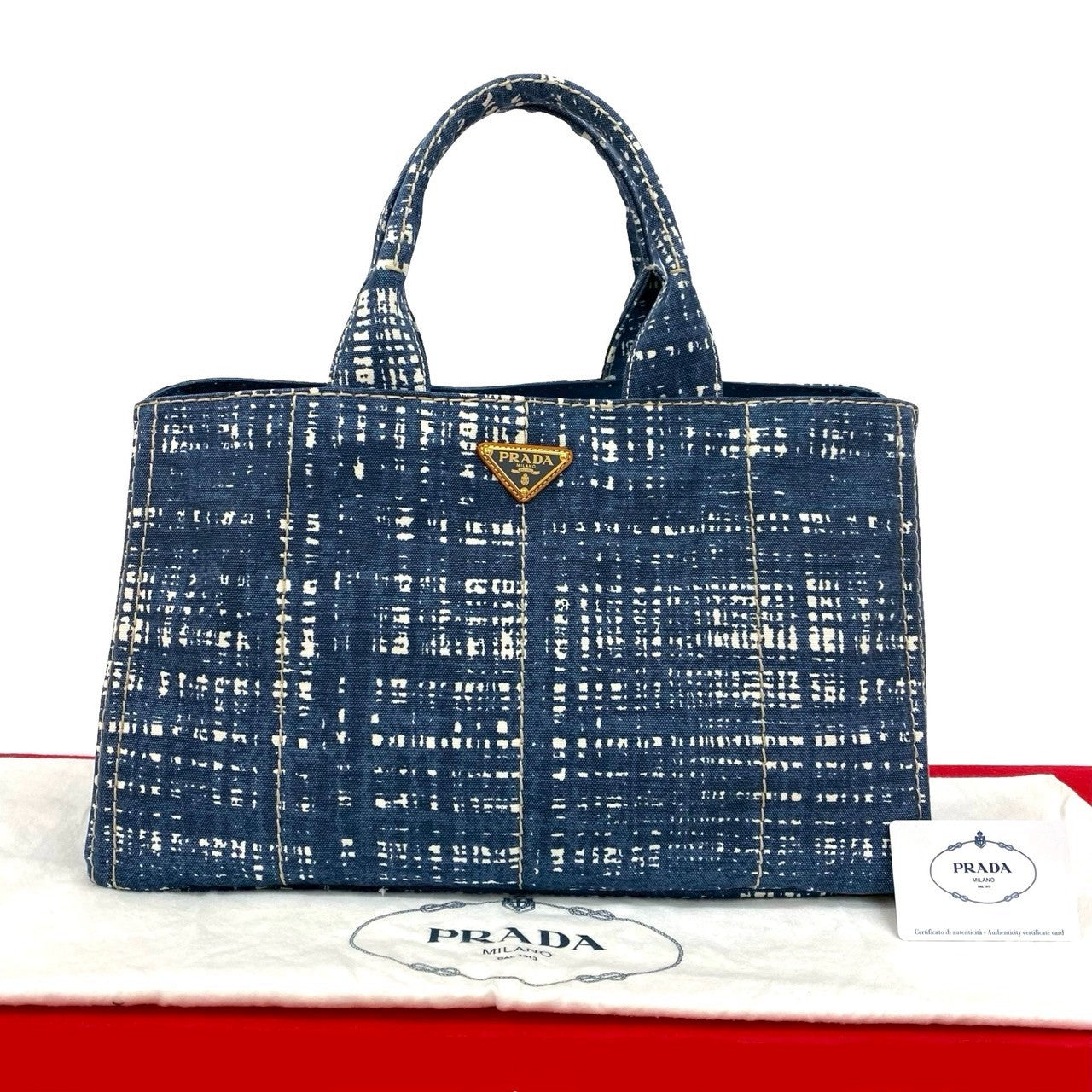 PRADA カナパ – Trip