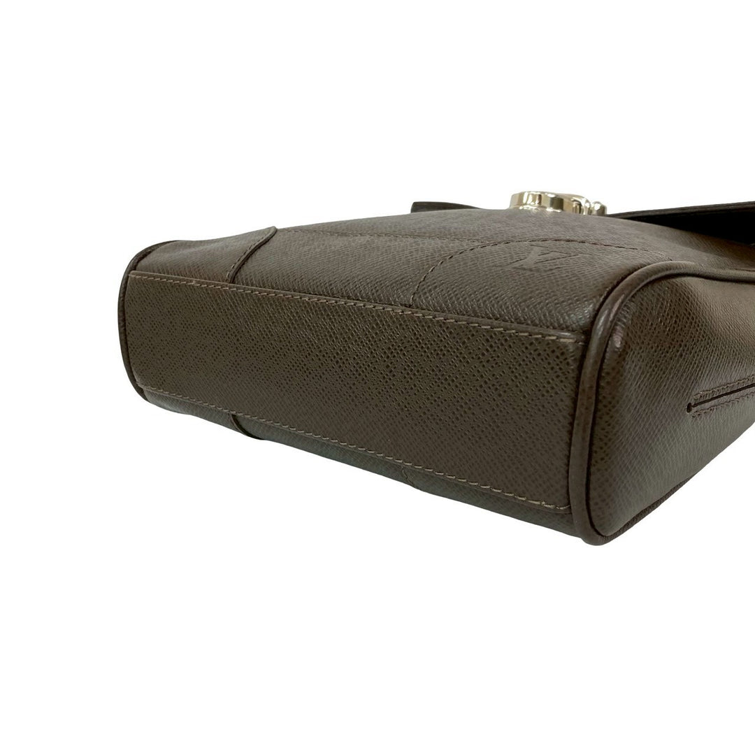 ショルダーバッグ ルイヴィトン ルカ