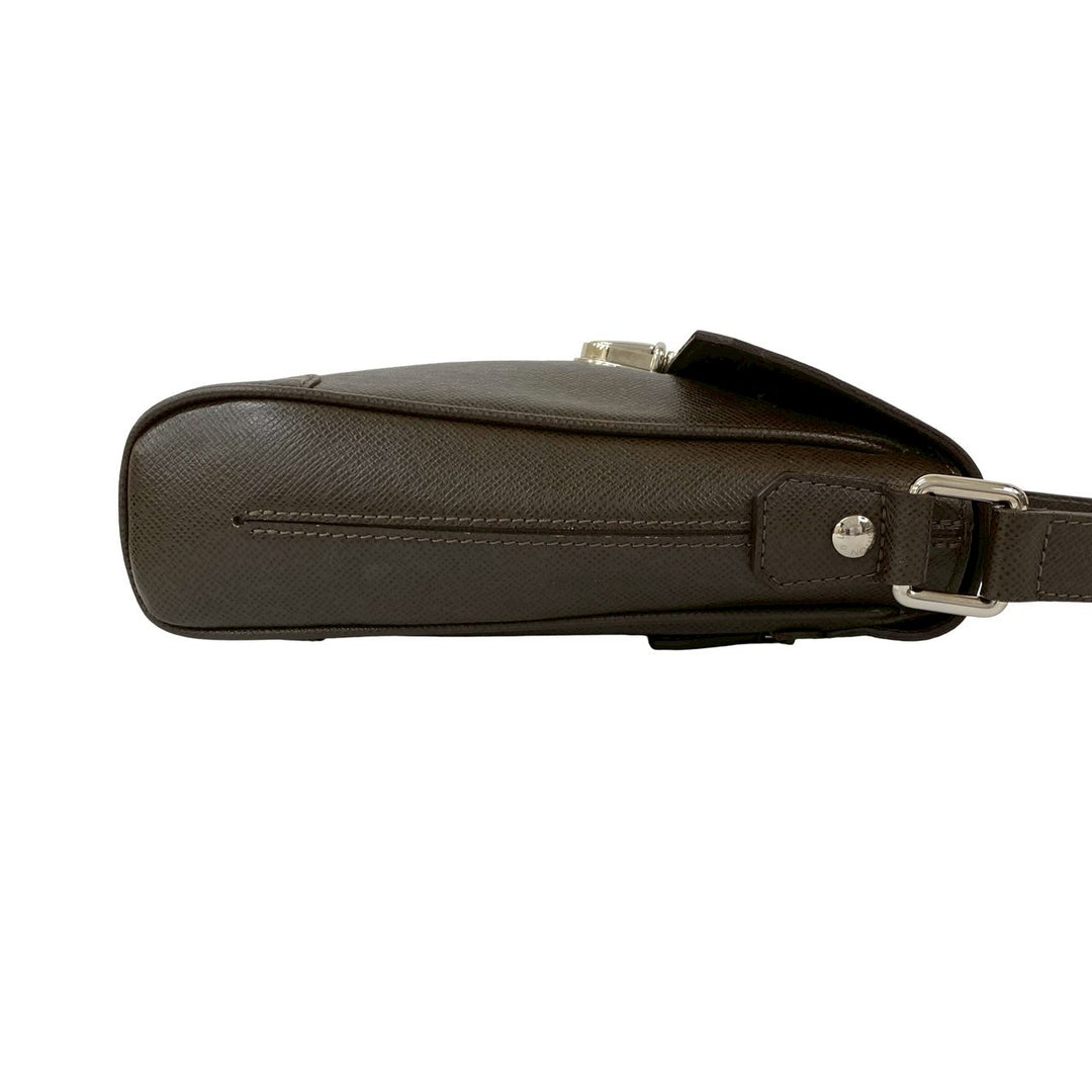 ショルダーバッグ ルイヴィトン ルカ