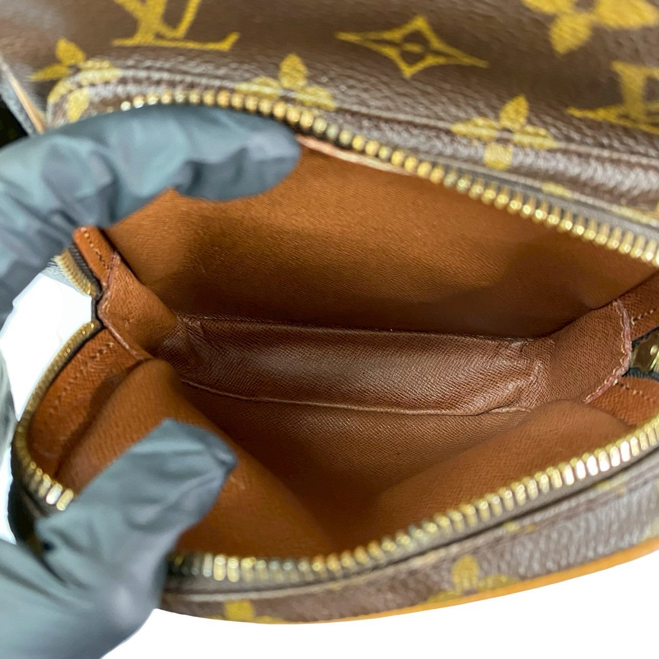 LOUIS VUITTON ルイヴィトン (Vintage) アマゾン ショルダーバッグ – Trip