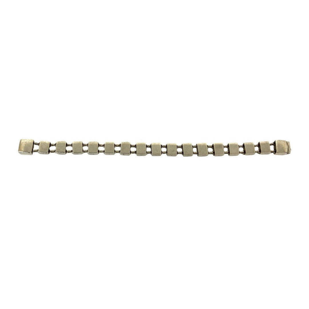 blurRubbinggucci square chain blurRubbingCut