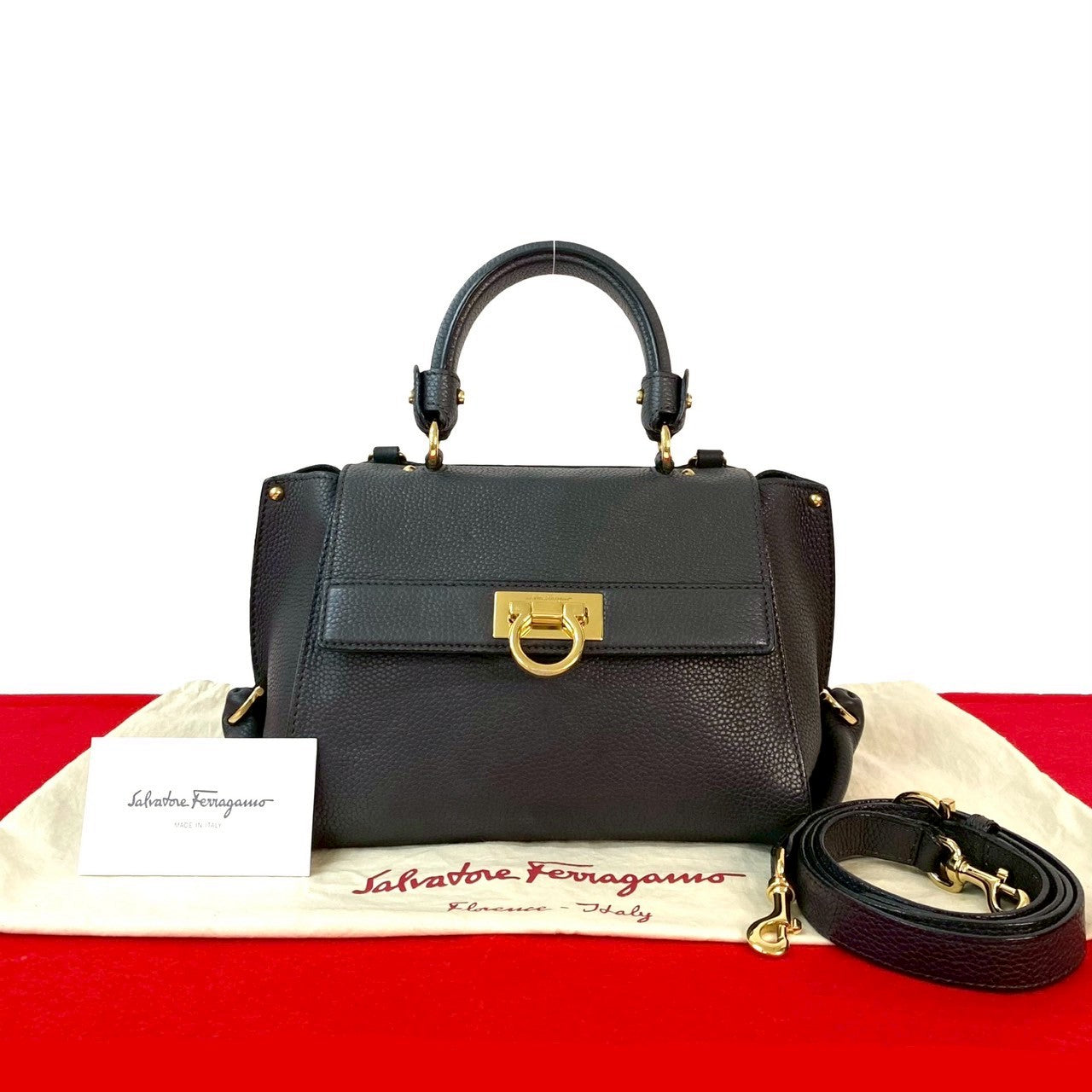 Salvatore Ferragamo サルヴァトーレフェラガモ ショルダーバッグ – Trip