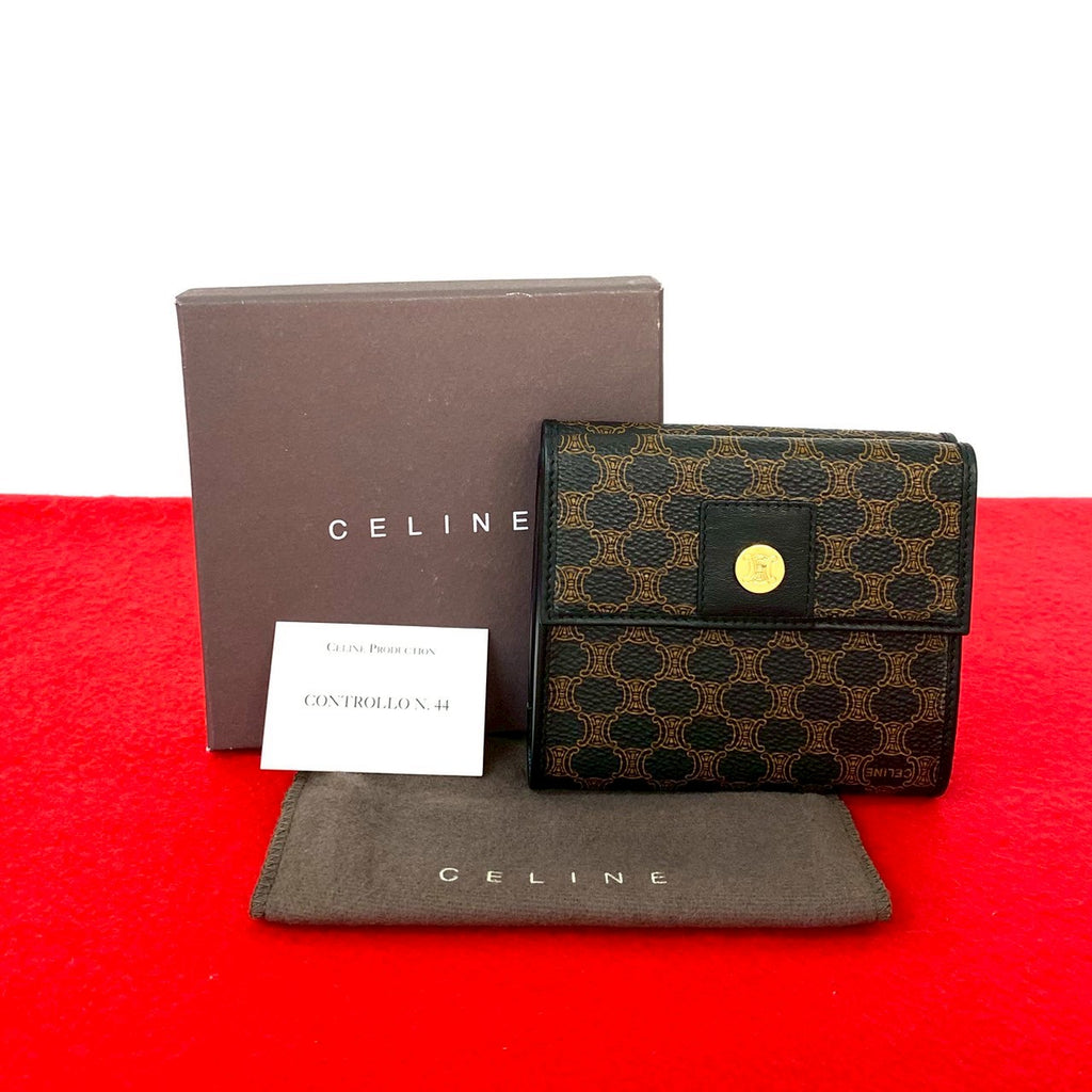 CELINE ラベンダー 三つ折り財布 CELINE SMALL WALLET TRIOMPHE IN SHINY CALFSKIN LAVENDER