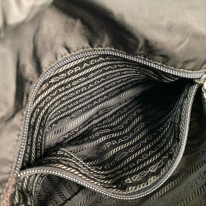 ショルダーバッグ プラダ