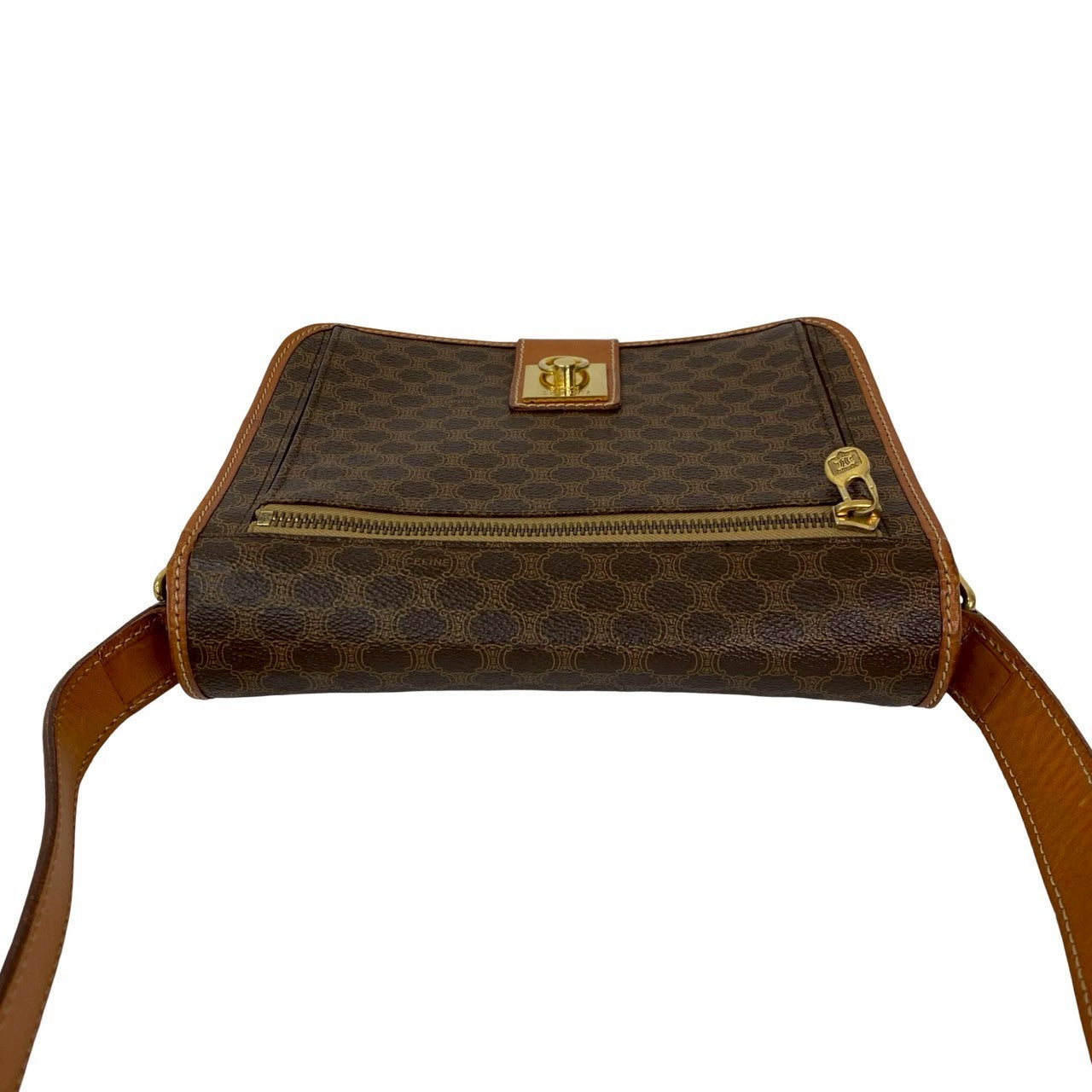 セリーヌ　ショルダーバッグ CELINE セリーヌ ショルダーバッグ ブラック トリオンフ レザー