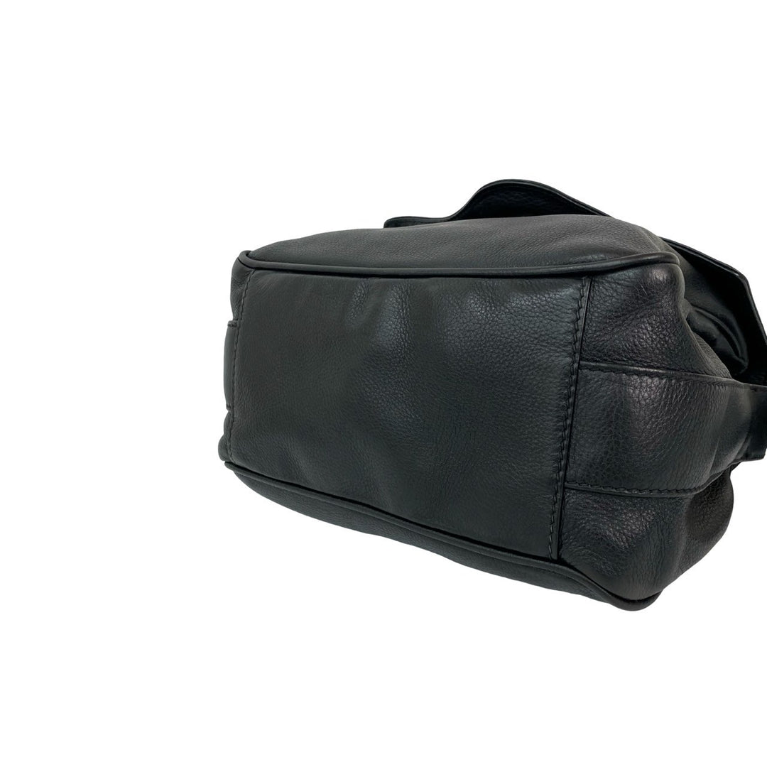 shoulder bag gucci