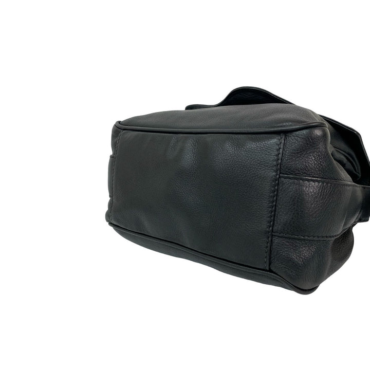 shoulder bag gucci
