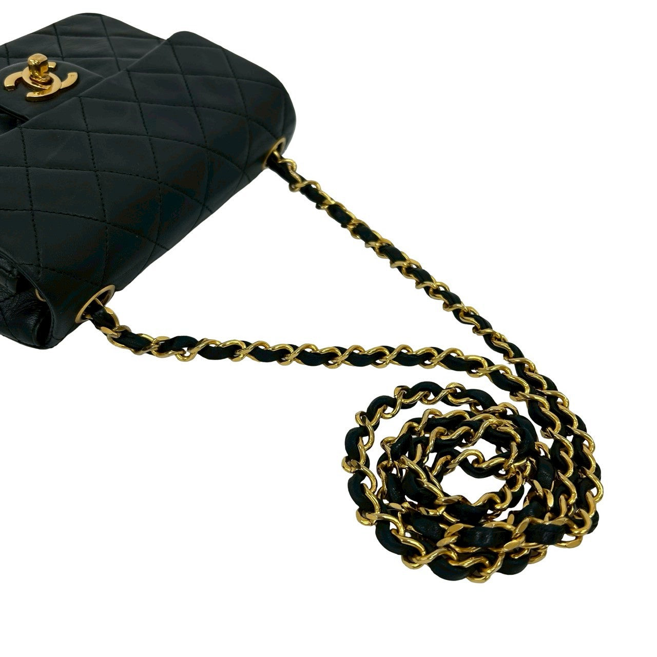 美品 シャネルショルダーバッグ CHANEL（シャネル） ミニマトラッセ チェーンショルダーバッグ