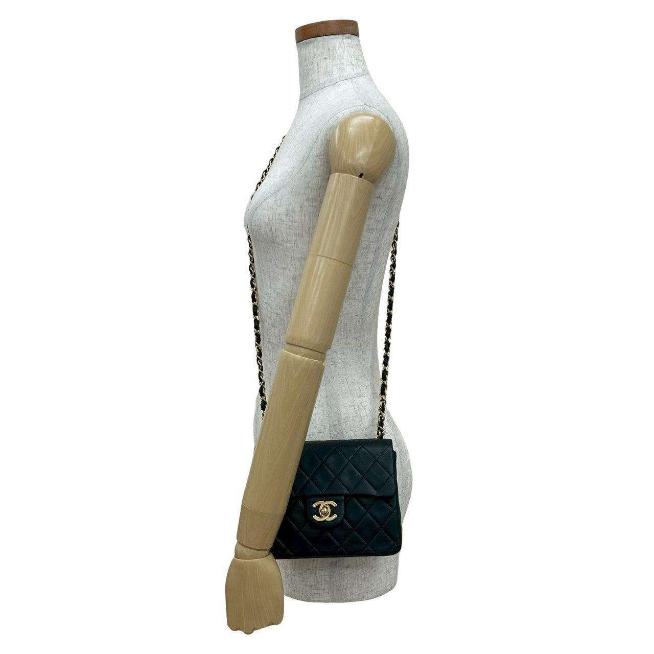 CHANEL シャネル (Vintage) ショルダーバッグ – Trip