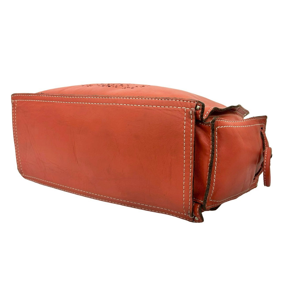 ハンドバッグ ロエベ