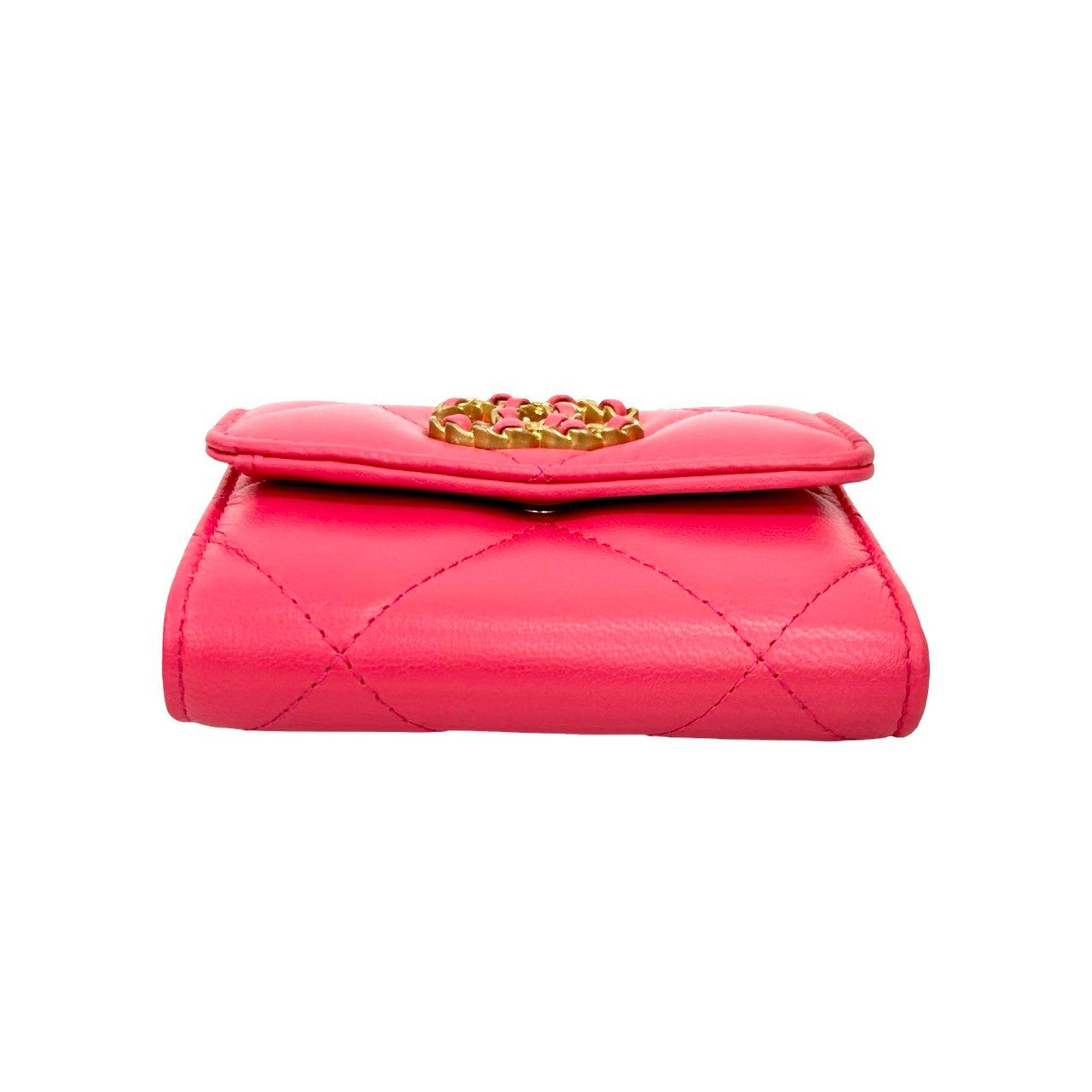 CHANEL シャネル 三つ折り財布 – Trip