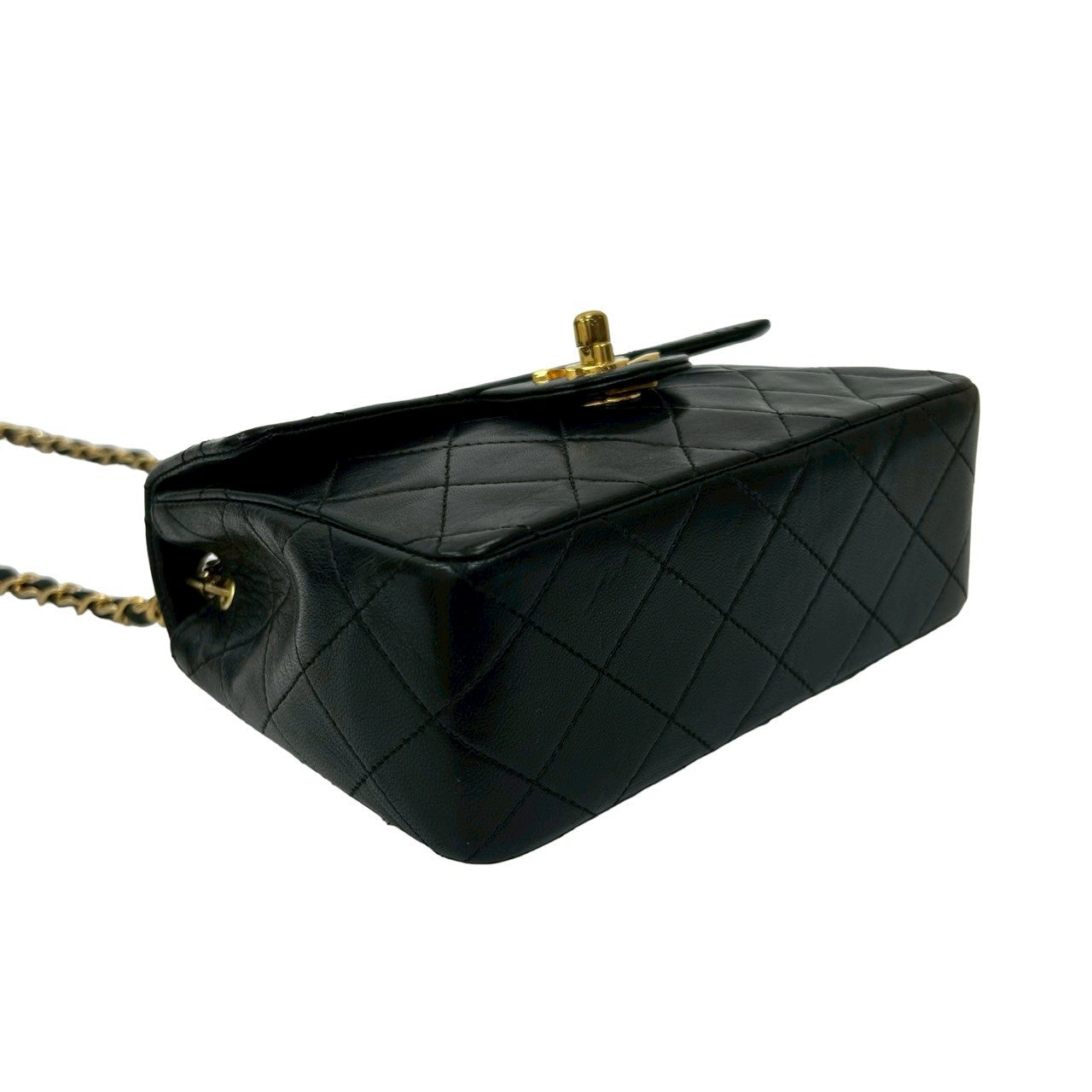CHANEL シャネル (Vintage) ショルダーバッグ – Trip