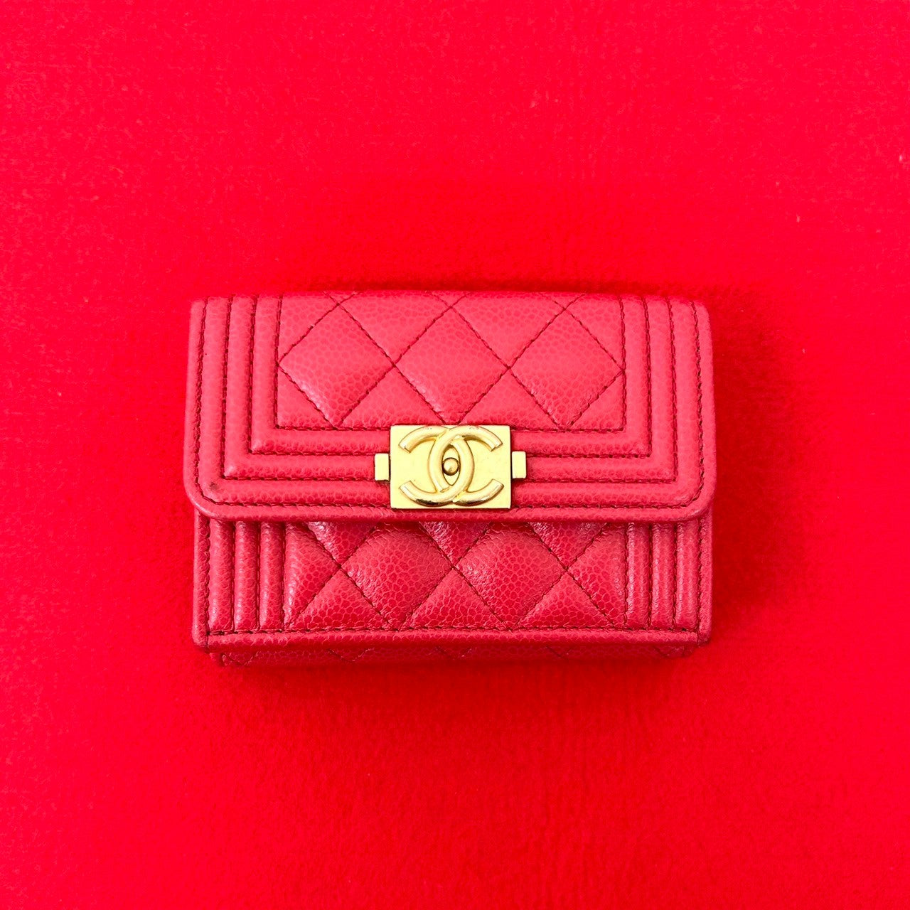 CHANEL 赤　三つ折り財布 CHANEL シャネル 三つ折り財布 – Trip