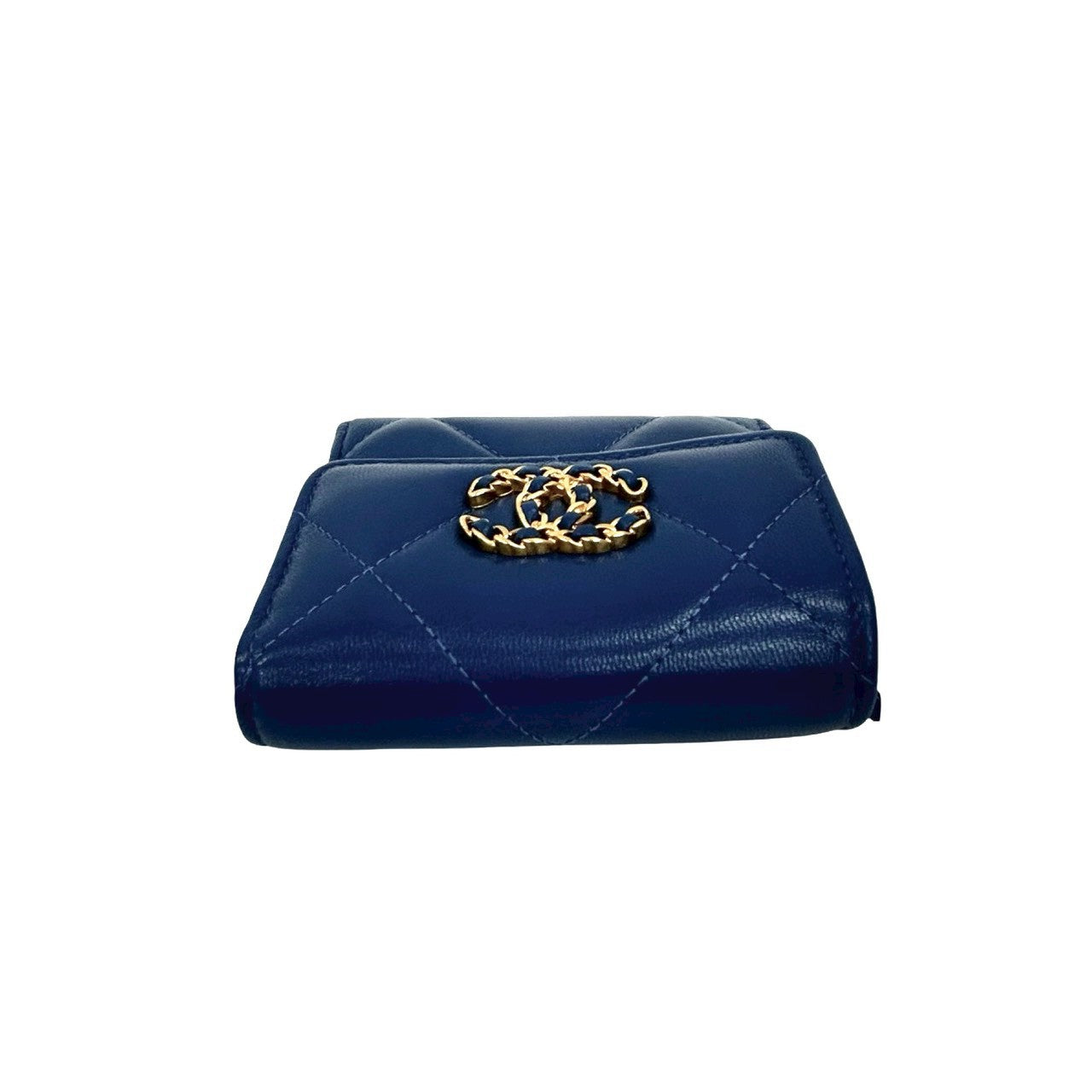 CHANEL シャネル 二つ折り財布 – Trip