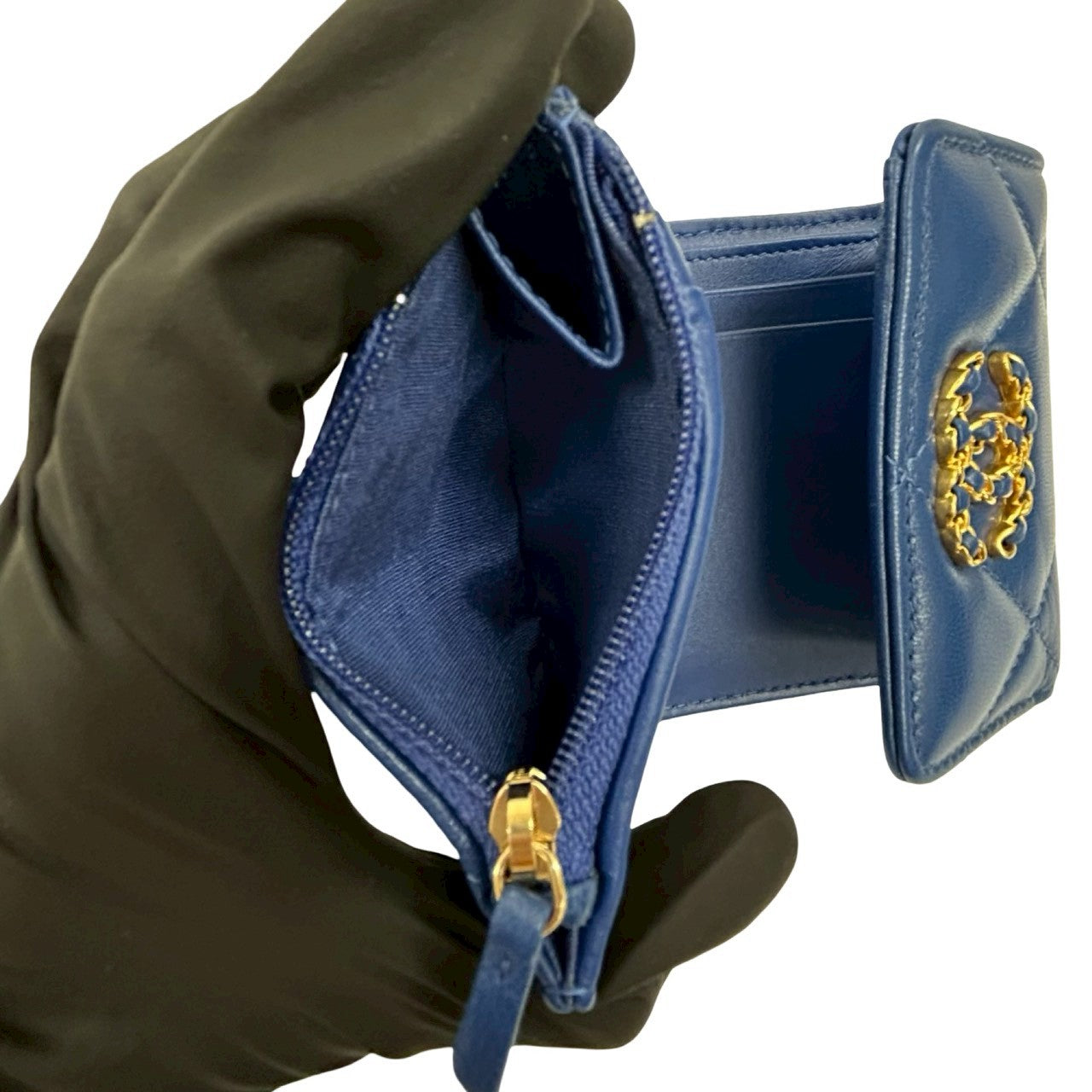 CHANEL シャネル 二つ折り財布 – Trip