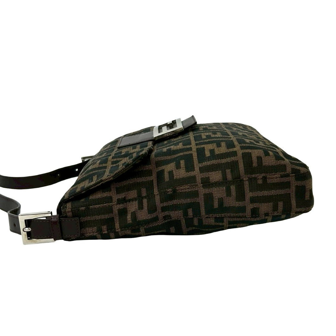 shoulder bag fendi mamma bucket