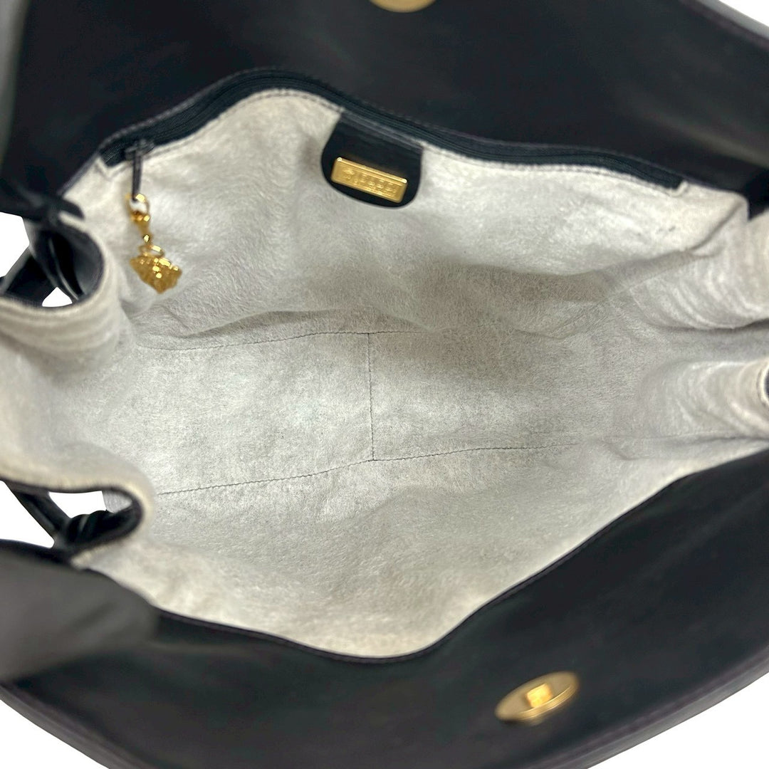 shoulder bag gucci