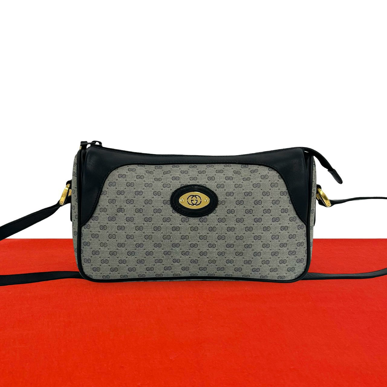 GUCCIショルダーバック GUCCI グッチ (Vintage) ショルダーバッグ – Trip