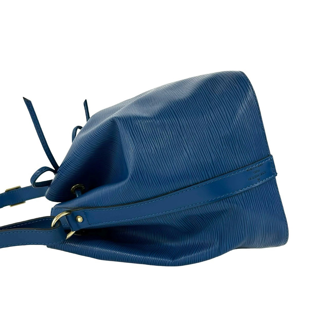 ショルダーバッグ ルイヴィトン プチ ノエ