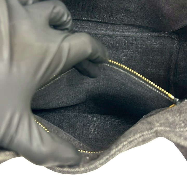 ショルダーバッグ プラダ カナパ