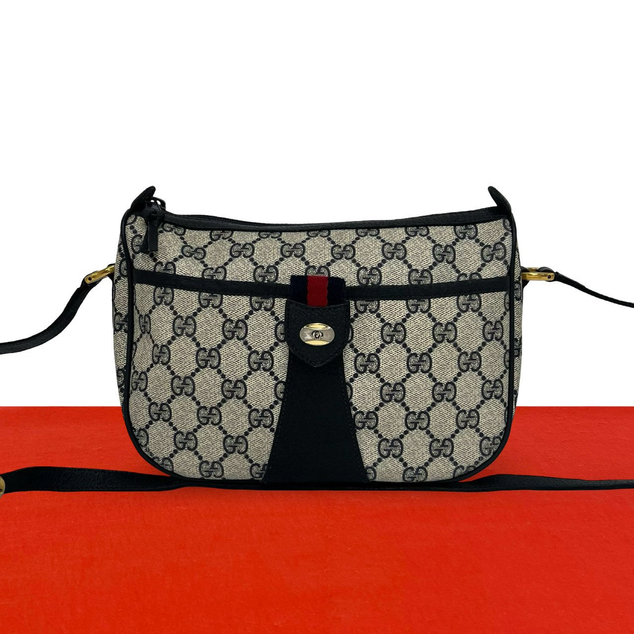 gucci グッチ ショルダーバック 00 archive GUCCI グッチ (Vintage) ショルダーバッグ – Trip