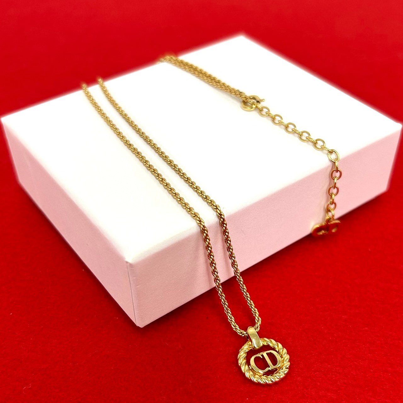クリスチャンディオール　ネックレス　共箱　12g 東S8-0709① Christian Dior ディオール (Vintage) ネックレス – Trip
