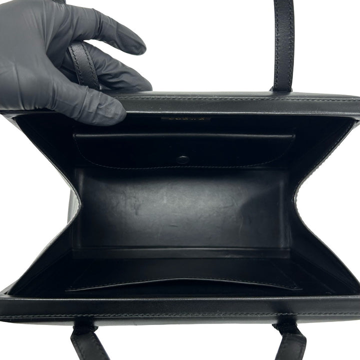 ハンドバッグ ロエベ