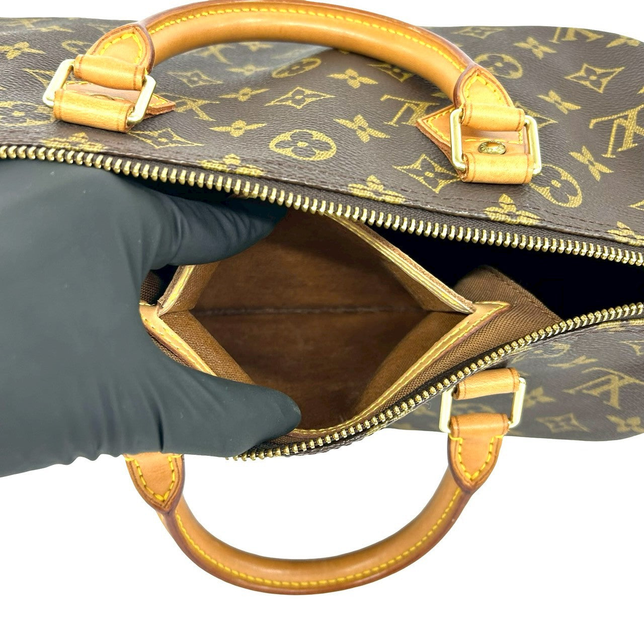 LOUIS VUITTON ルイヴィトン (Vintage) スピーディ 30 ハンドバッグ – Trip LOUIS VUITTON ルイヴィトン (Vintage) スピーディ 30 ハンドバッグ – Trip