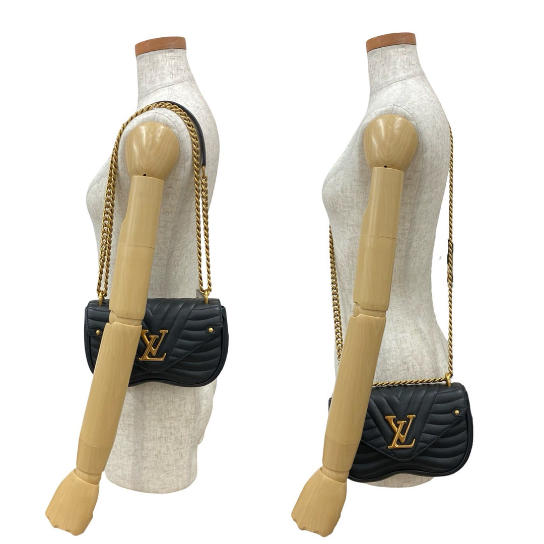 Shoulder bag Louis Vuitton new wave chain bag PM