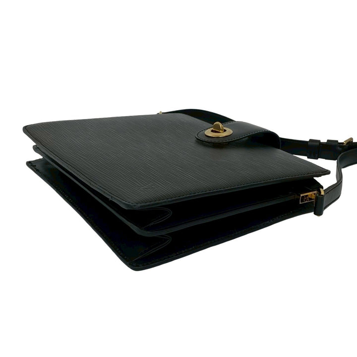 shoulder bag louis vuitton capuchin