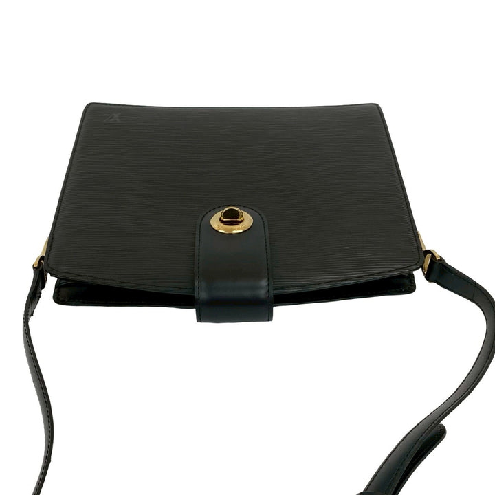 shoulder bag louis vuitton capuchin