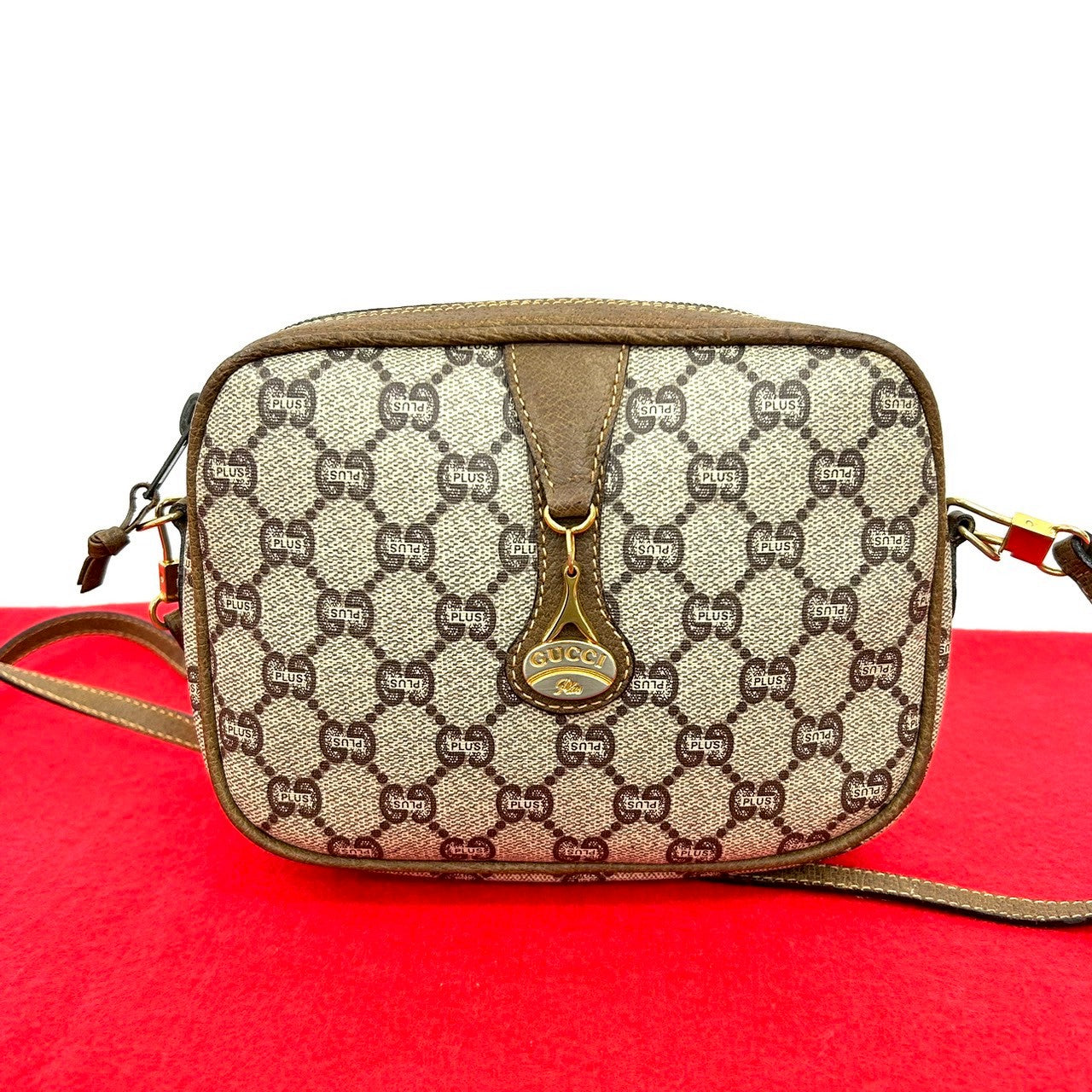 GUCCI グッチ (Vintage) ショルダーバッグ – Trip