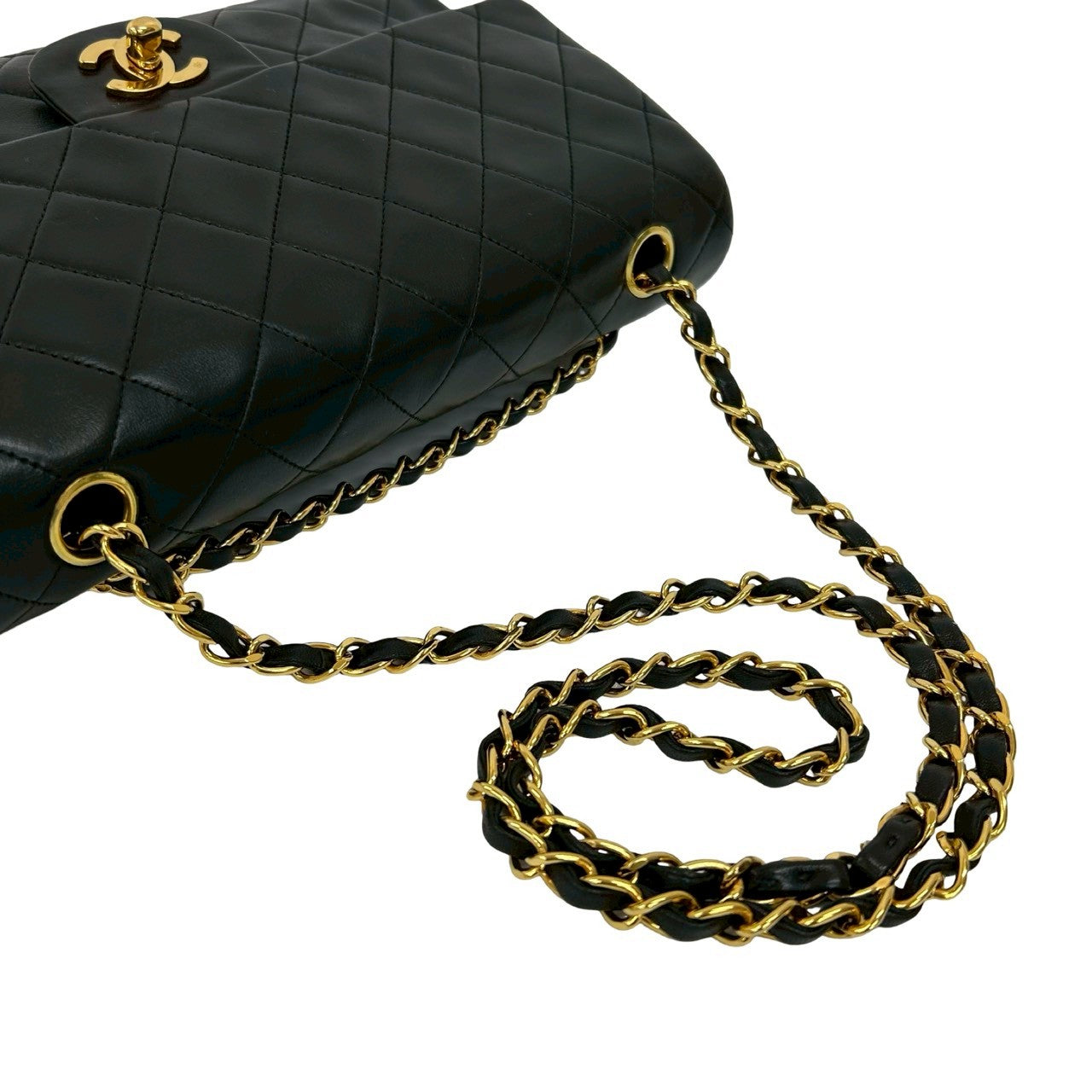 【ヴィンテージ】シャネル ショルダーバッグ VINTAGE CHANEL/シャネル】 Matelasse チェーンショルダーバッグ 17