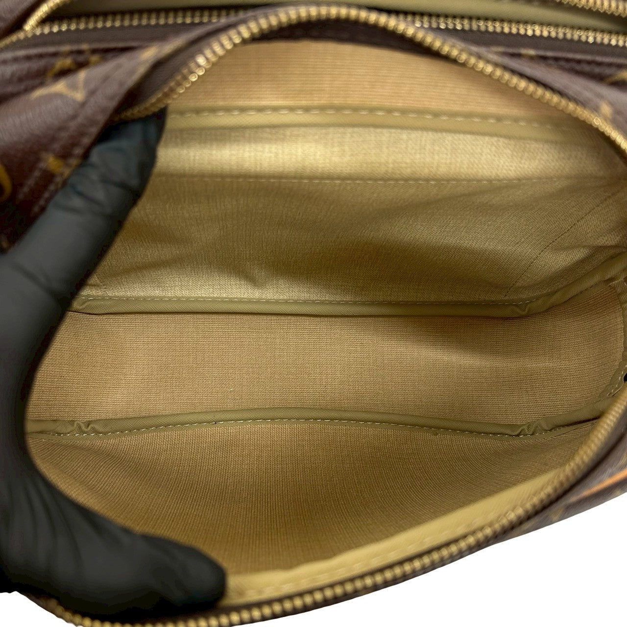 LOUIS VUITTON ルイヴィトン (Vintage) リポーター PM ショルダー