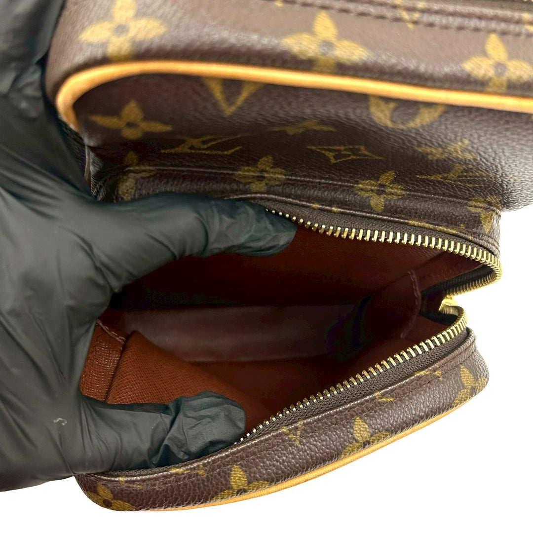 Louis Vuitton - Amazone Shoulder BAG - Brown