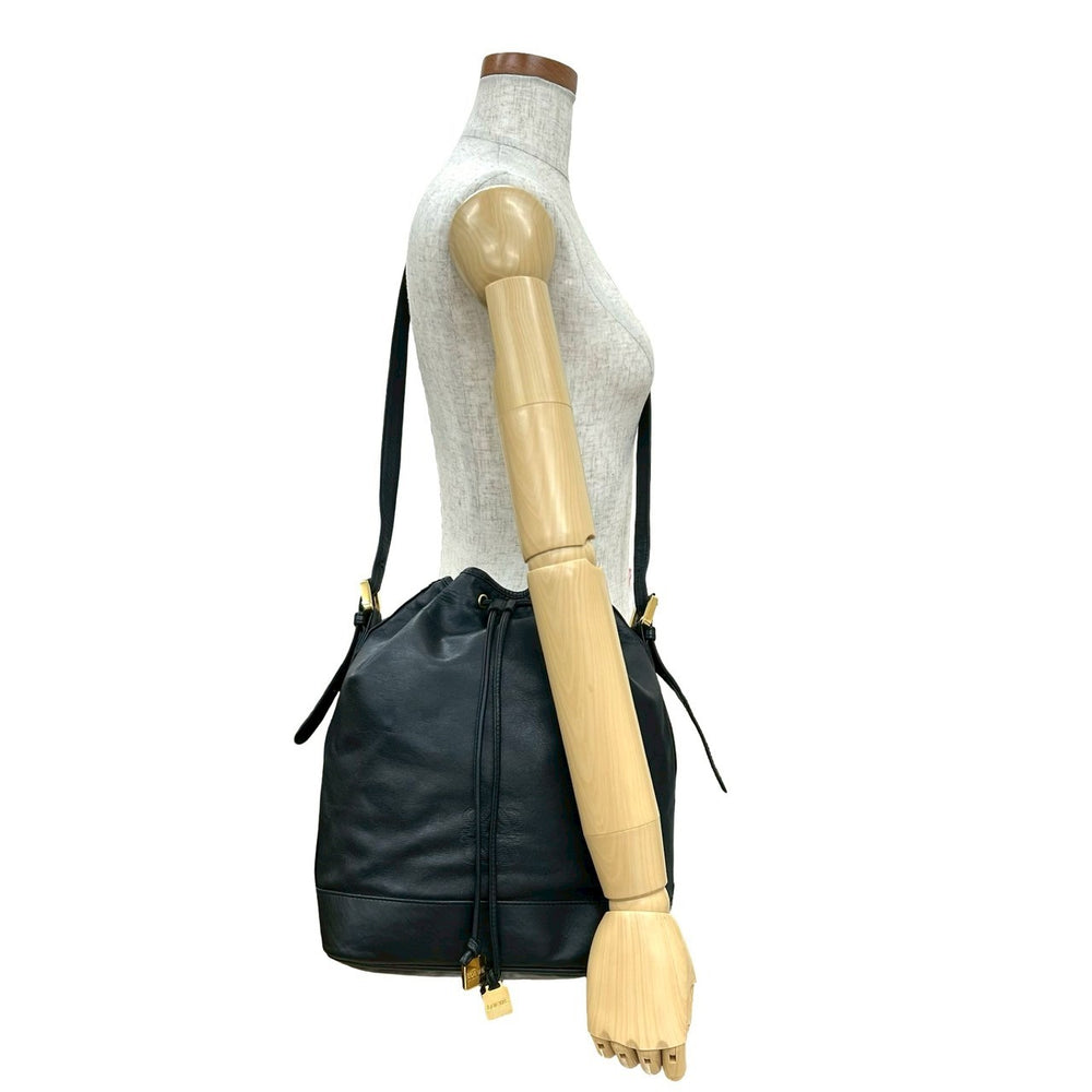 ショルダーバッグ ロエベ