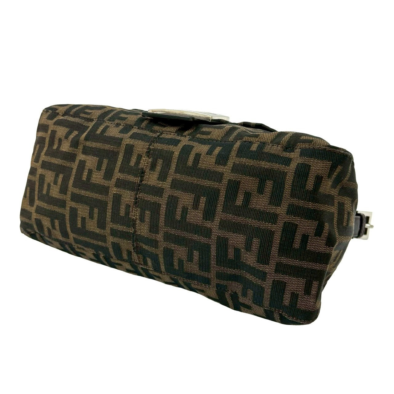 FENDI フェンディ マンマバケット ショルダーバッグ – Trip