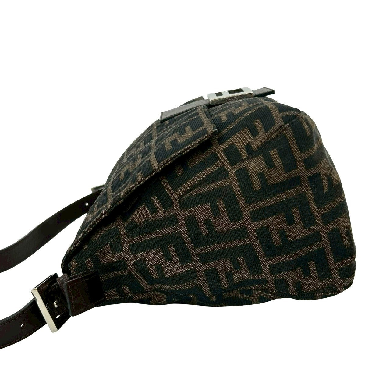 FENDI フェンディ　マンマバケット　ショルダーバッグ FENDI フェンディ マンマバケット ショルダーバッグ – Trip
