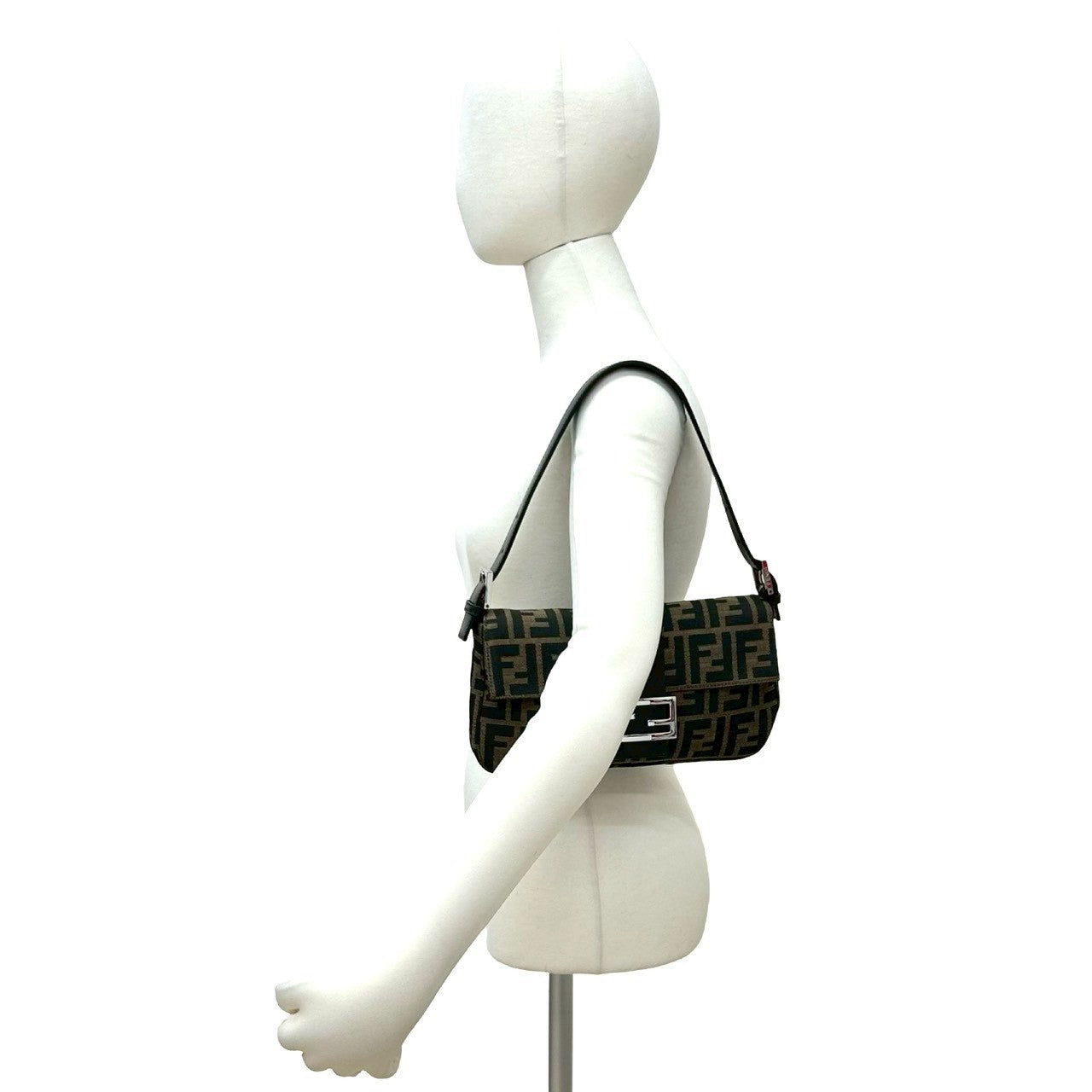 FENDI フェンディ (Vintage) マンマバケット ショルダーバッグ – Trip