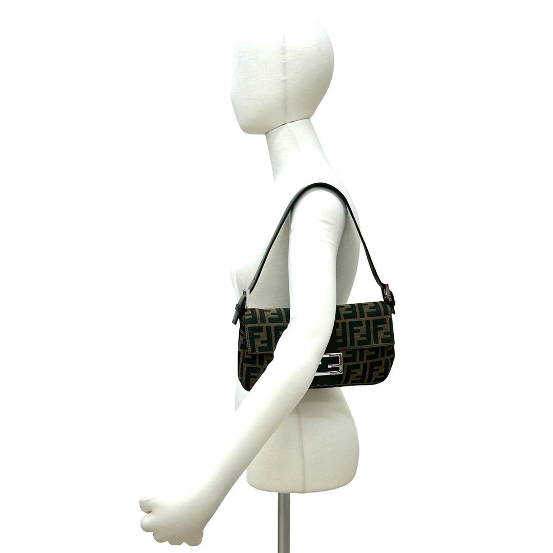 shoulder bag fendi mamma bucket
