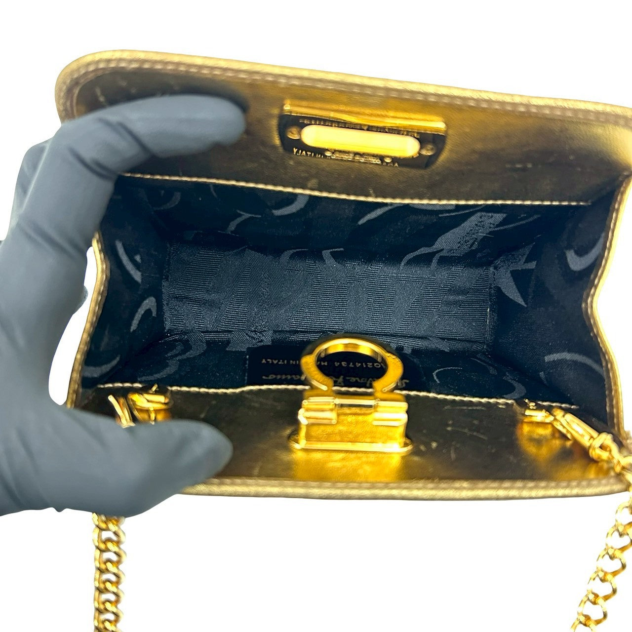 Salvatore Ferragamo サルヴァトーレフェラガモ ショルダーバッグ – Trip