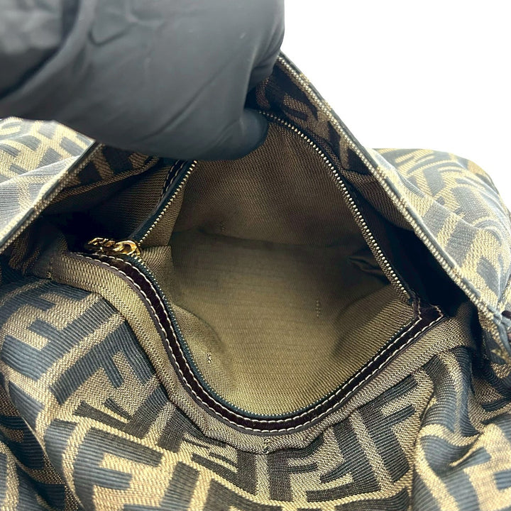 shoulder bag fendi mamma bucket