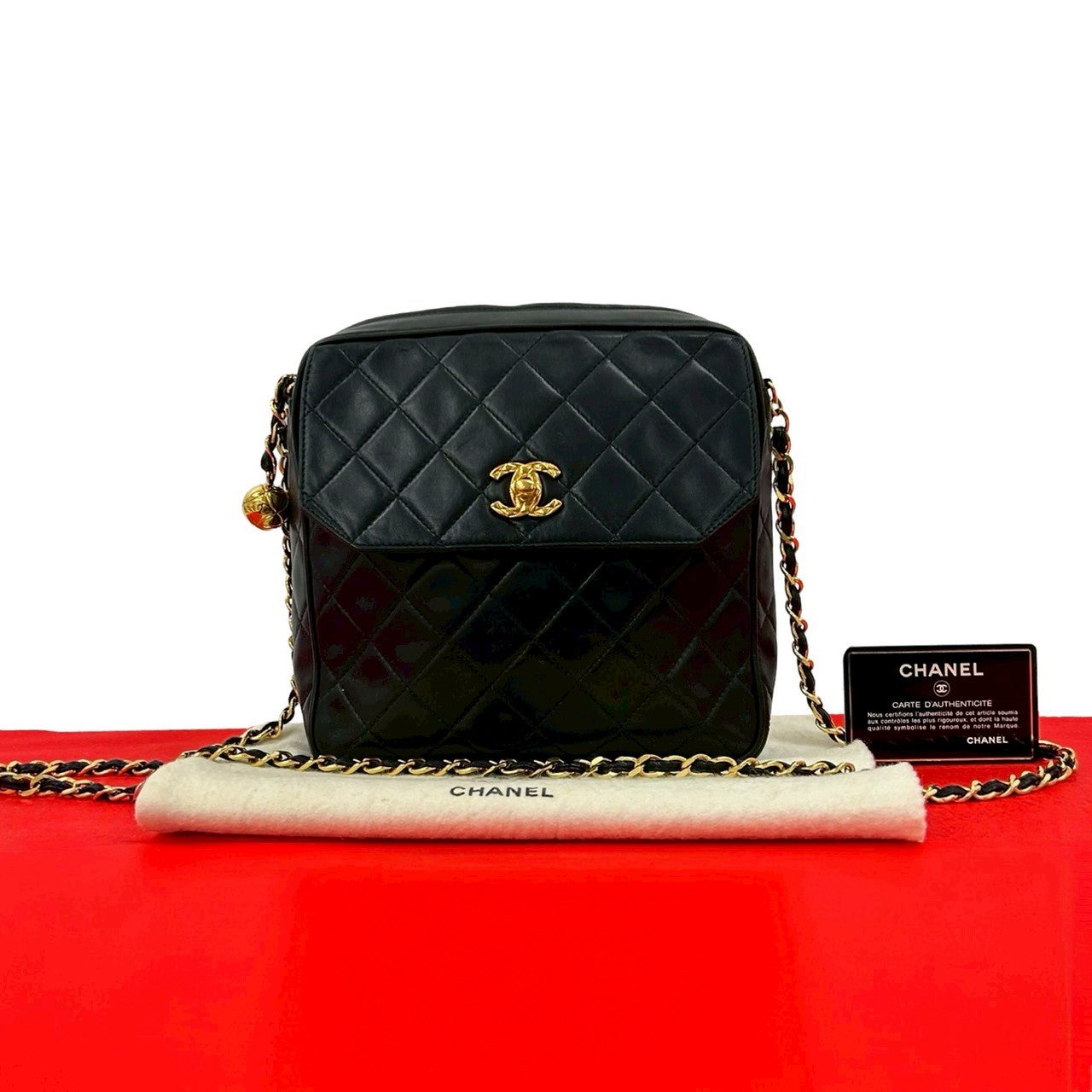 CHANEL シャネル (Vintage) ショルダーバッグ – Trip