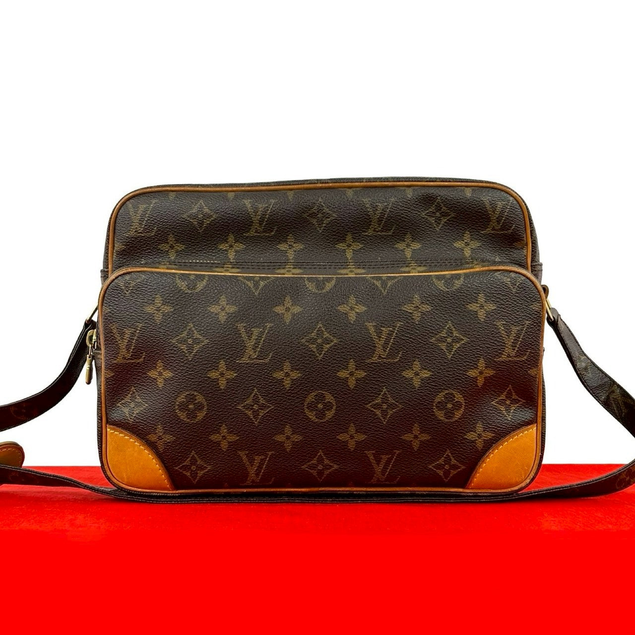 LOUIS VUITTON ルイヴィトン (Vintage) ナイル ショルダーバッグ LOUIS VUITTON ルイヴィトン (Vintage) ナイル ショルダーバッグ