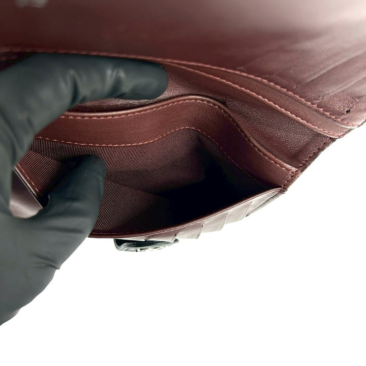 bifold wallet chanel