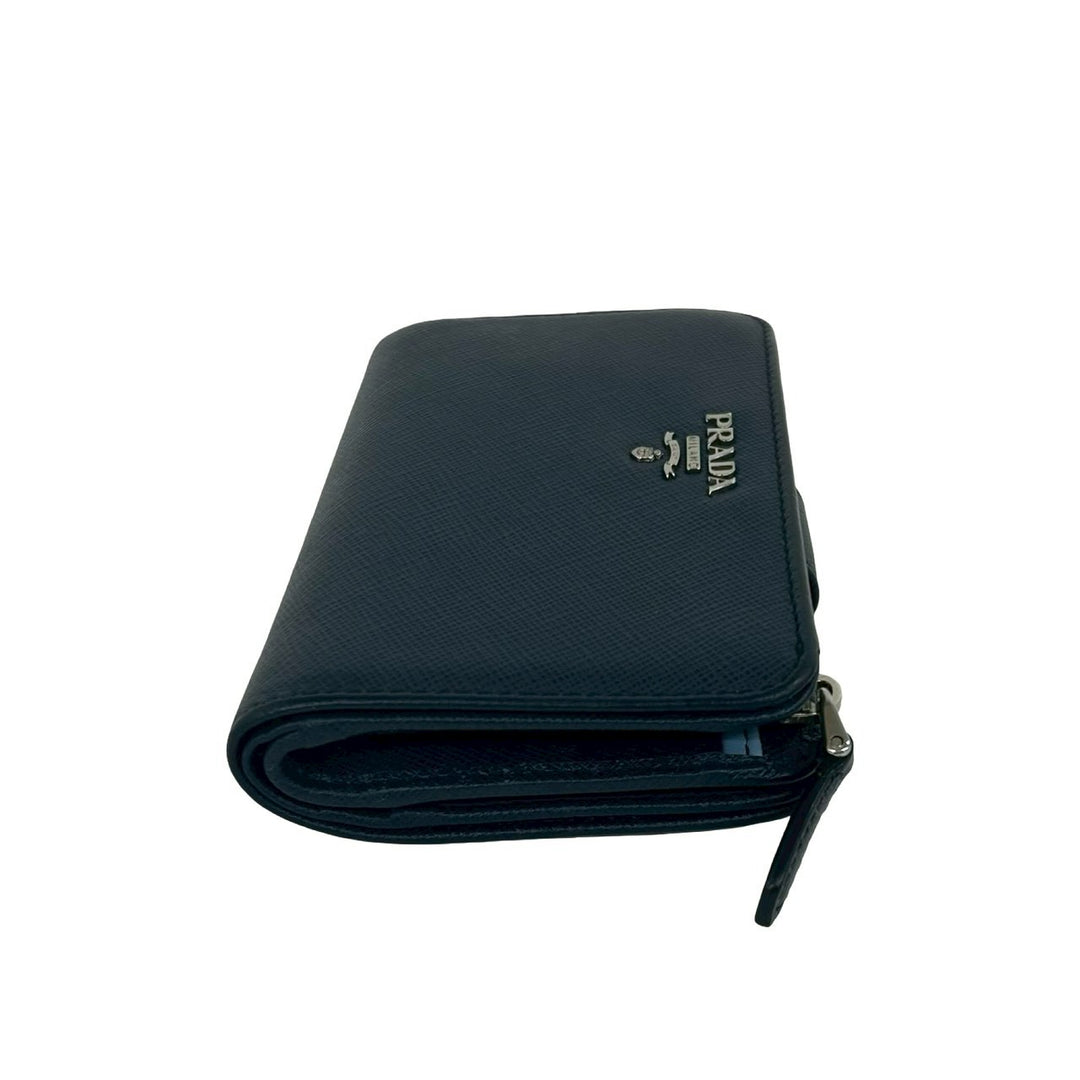 bifold wallet prada