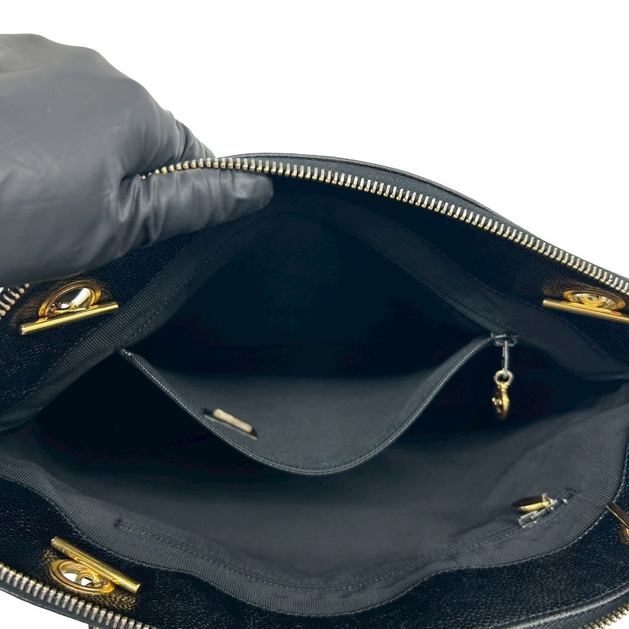 CHANEL シャネル (Vintage) ショルダーバッグ – Trip