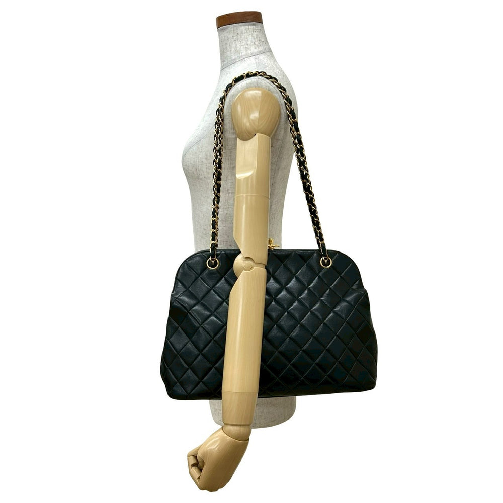 トートバッグ シャネル